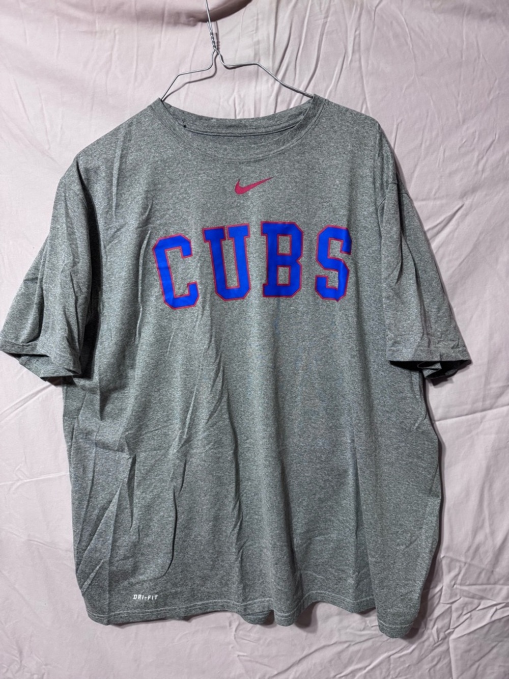 Nike Gray Cubs Short-Sleeve Tee with Blue and Red Lettering